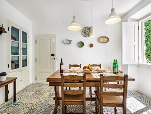 Dining - Casa das Andorinhas, in Lagos centre (Lagos)