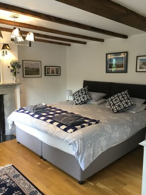 2 Schlafzimmer, Bügeleisen/Bügelbrett, kostenloses WLAN, Bettwäsche