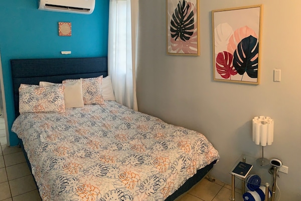 Standard Room, 1 Queen Bed, Accessible (Queen Handicap) | 2 bedrooms, desk, free WiFi, bed sheets