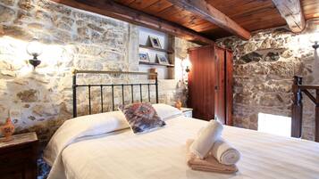 Villa, eigener Pool | 2 Schlafzimmer, Zimmersafe, Bügeleisen/Bügelbrett, kostenloses WLAN