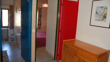 2 Schlafzimmer, Bügeleisen/Bügelbrett, Reisekinderbett, kostenloses WLAN