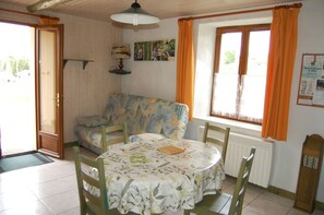 Interior - gite de France in old farm park of Haut Jura (Longchaumois)