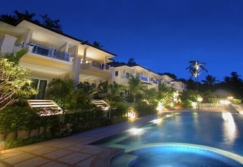 Luxurious semi - detached 2 bedroom Villa with 2 superb pools and sea views 