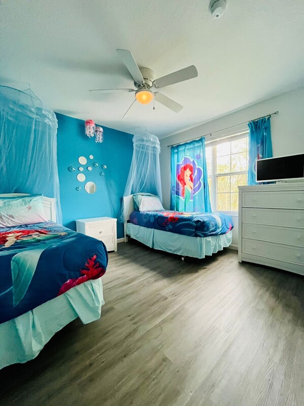 6 bedrooms, iron/ironing board, travel crib, free WiFi