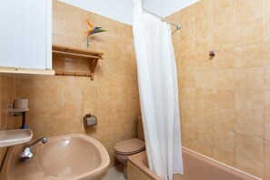 Bathtub
