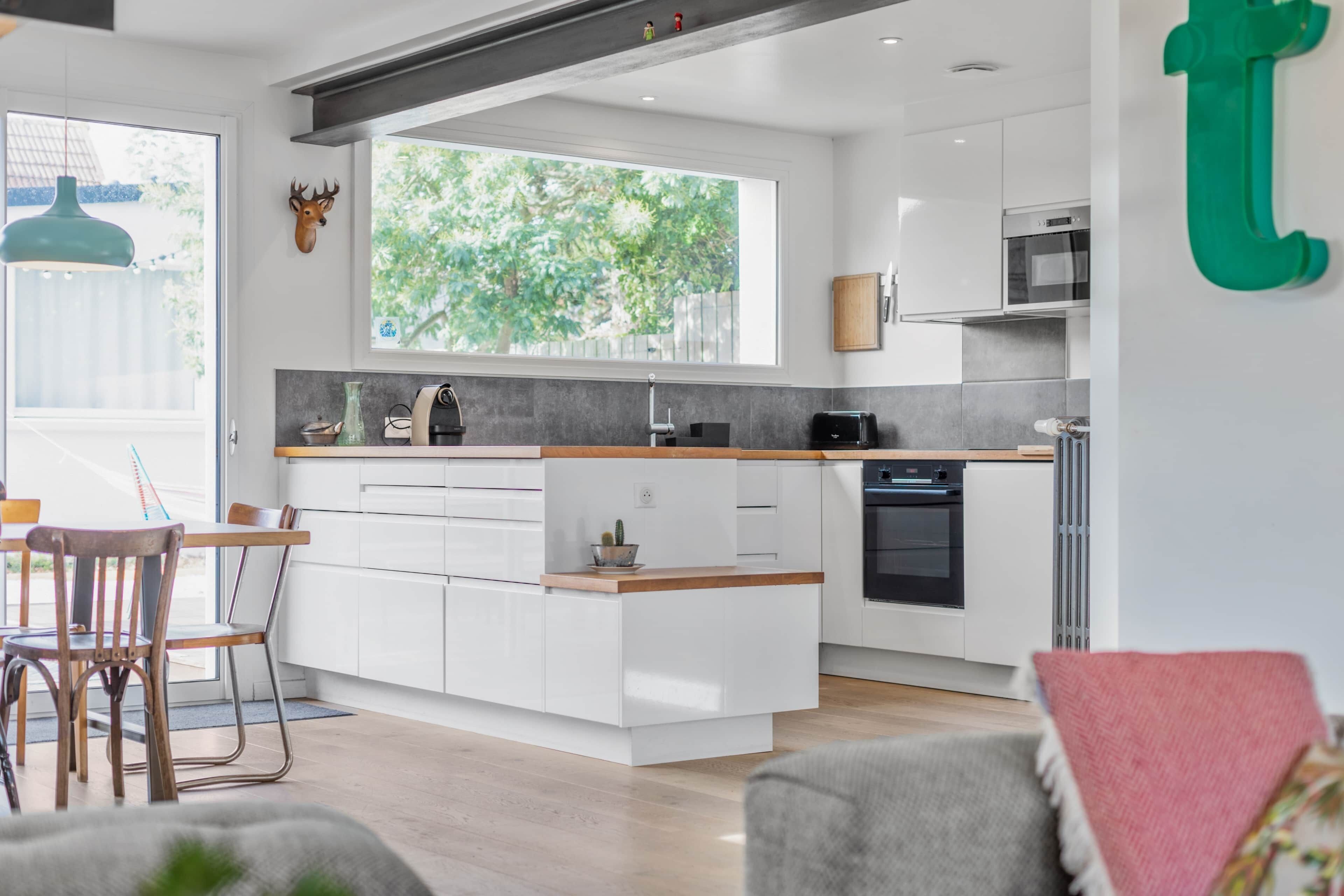 雪櫃、微波爐、焗爐、爐具