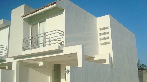 Exterior - Entire House Private Community Excellent Location! (Joyas de Anahuac)