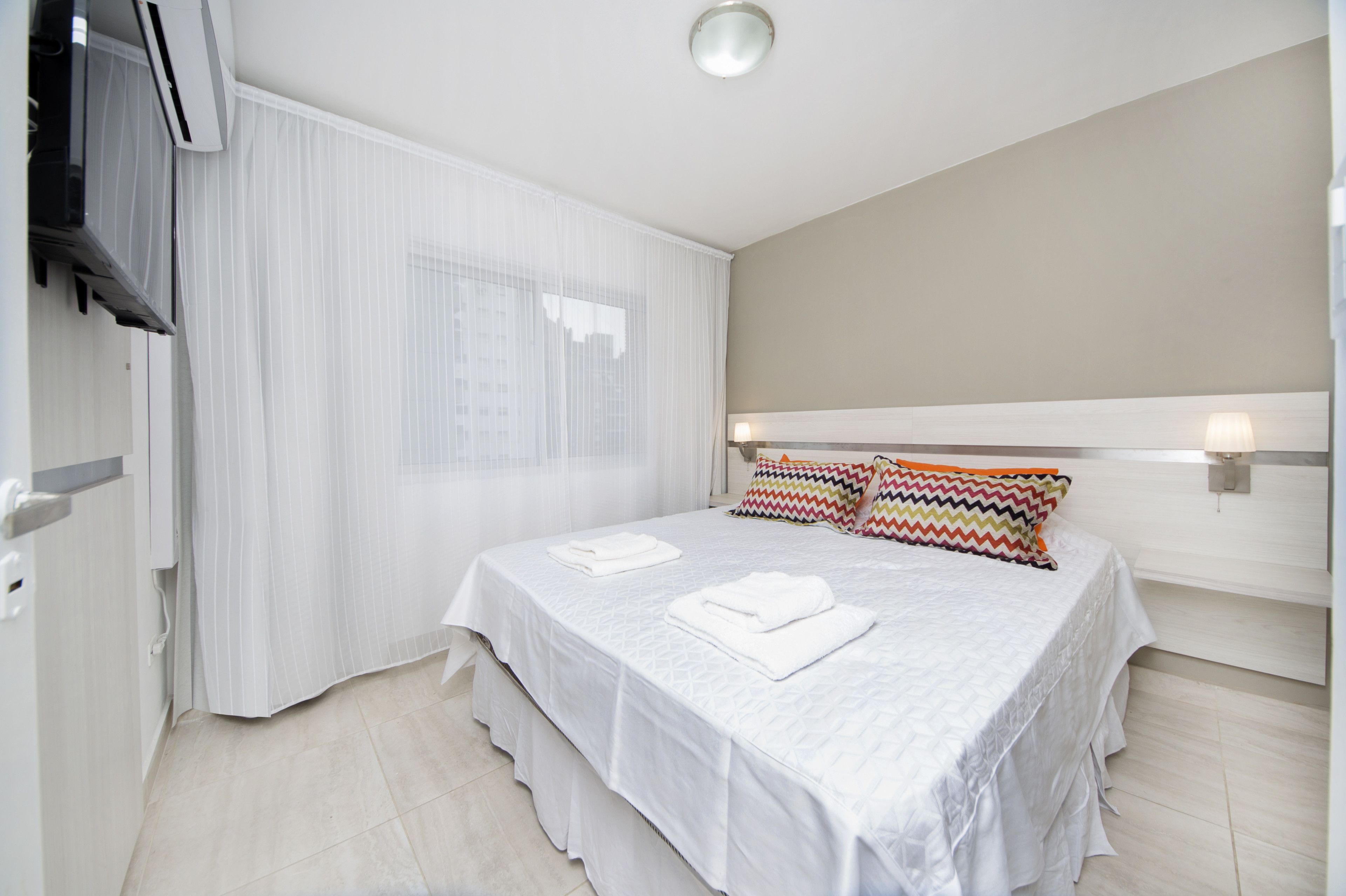 Apartment, Multiple Beds, Non Smoking | Iron/ironing board, free WiFi, bed sheets