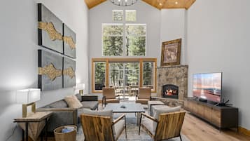 Smart TV, fireplace, DVD player, books