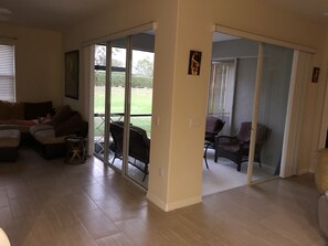 Smart TV, DVD player