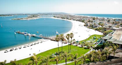 NUEVO 2019- Pasos al océano- la mejor ubicación en N. Mission Beach- 3bd / 3ba