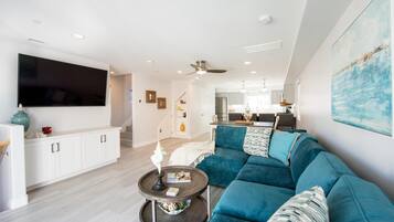 Televisor intel·ligent i llibres