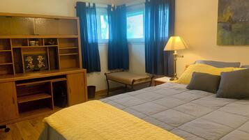 2 habitaciones, escritorio, tabla de planchar con plancha y wifi gratis