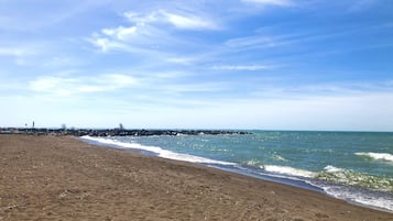 Vlak bij het strand