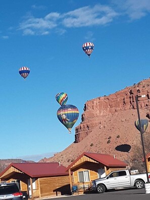 Hiking - Red Canyon Cabins (Kanab)