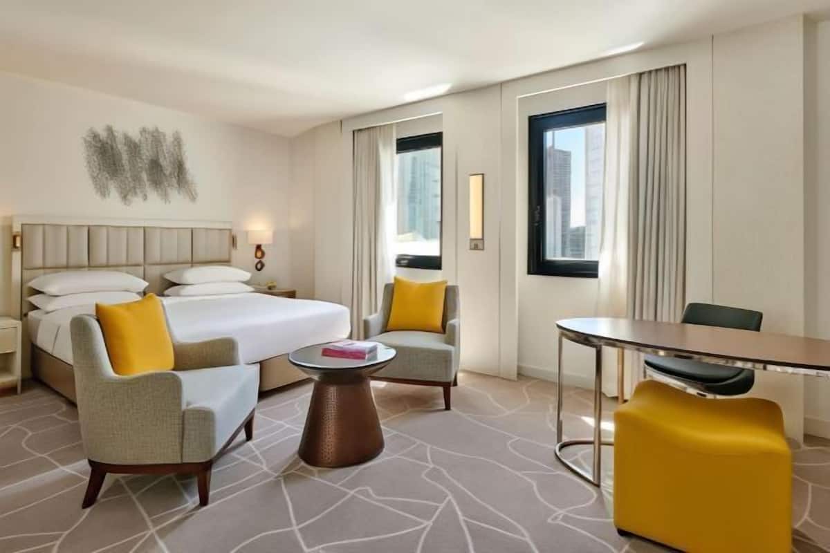 Hypo-allergenic bedding, free minibar, in-room safe, desk