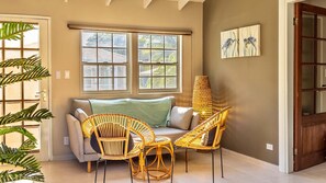 Premium Bungalow, Non Smoking | Living area