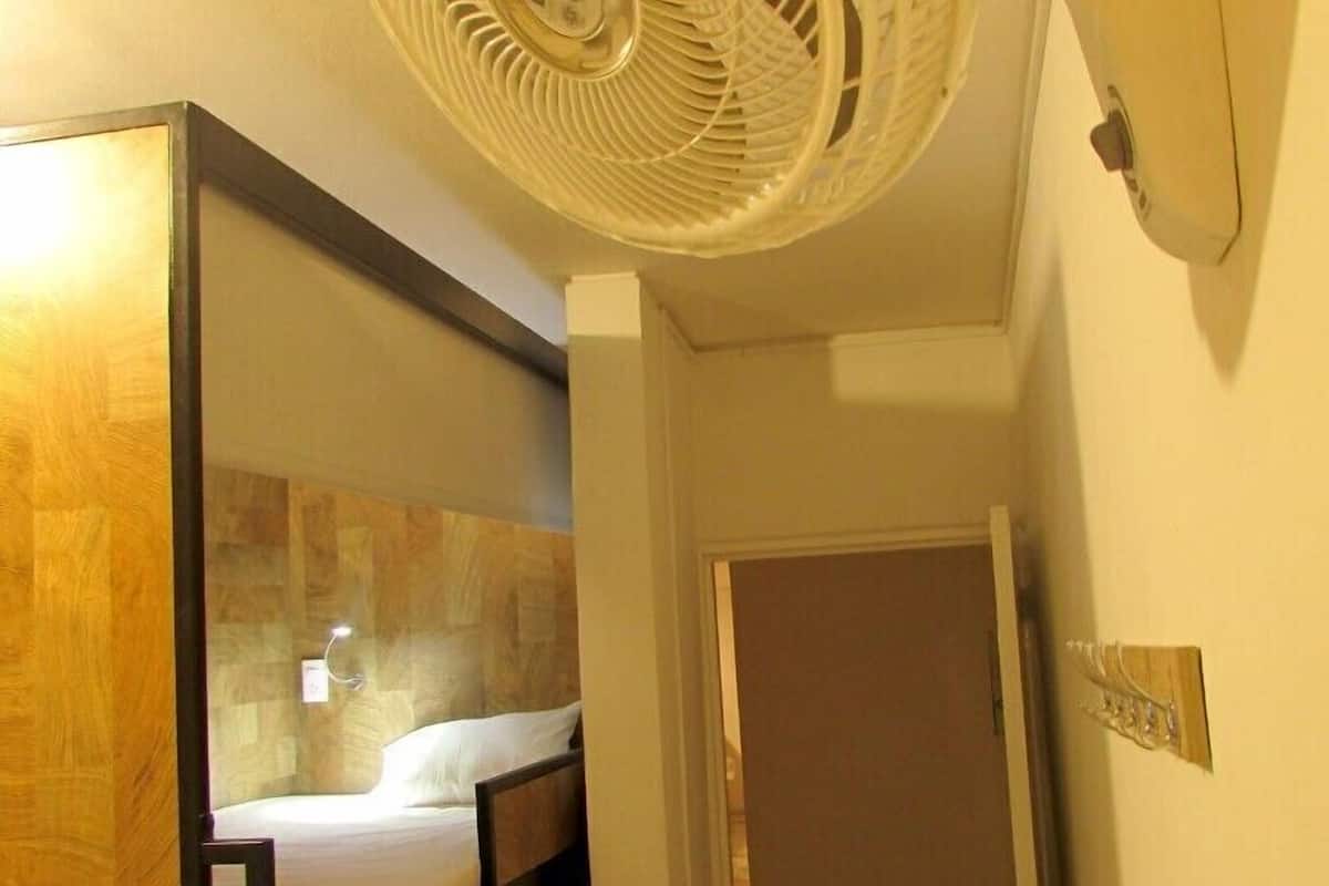 Bed in 5 - Bed Mixed Shared Dormitory Room | Rideaux occultants, Wi-Fi gratuit, draps fournis