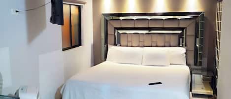 Caja fuerte, wifi gratis, ropa de cama