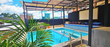 Apartemen Mewah, 3 kamar tidur, pemandangan kota (Apartment 401) | Teras/patio
