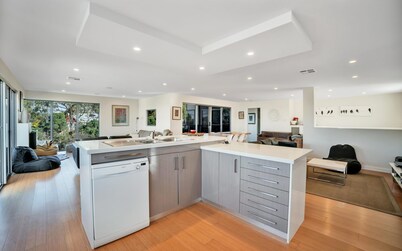 Luxurious Spectacular Holiday Living