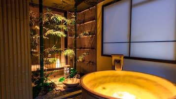 Suite with Semi-open-Air Bath, 90m2 | Deep-soaking bathtub