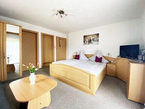 1 Schlafzimmer, Internetzugang, Bettwäsche