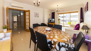 Apartment (2 Bedrooms) | Floor plan - C05 - Convento Apartment (Lagos)