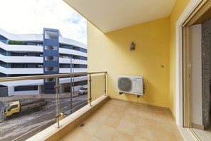 아파트 (2 Bedrooms) | 평면도