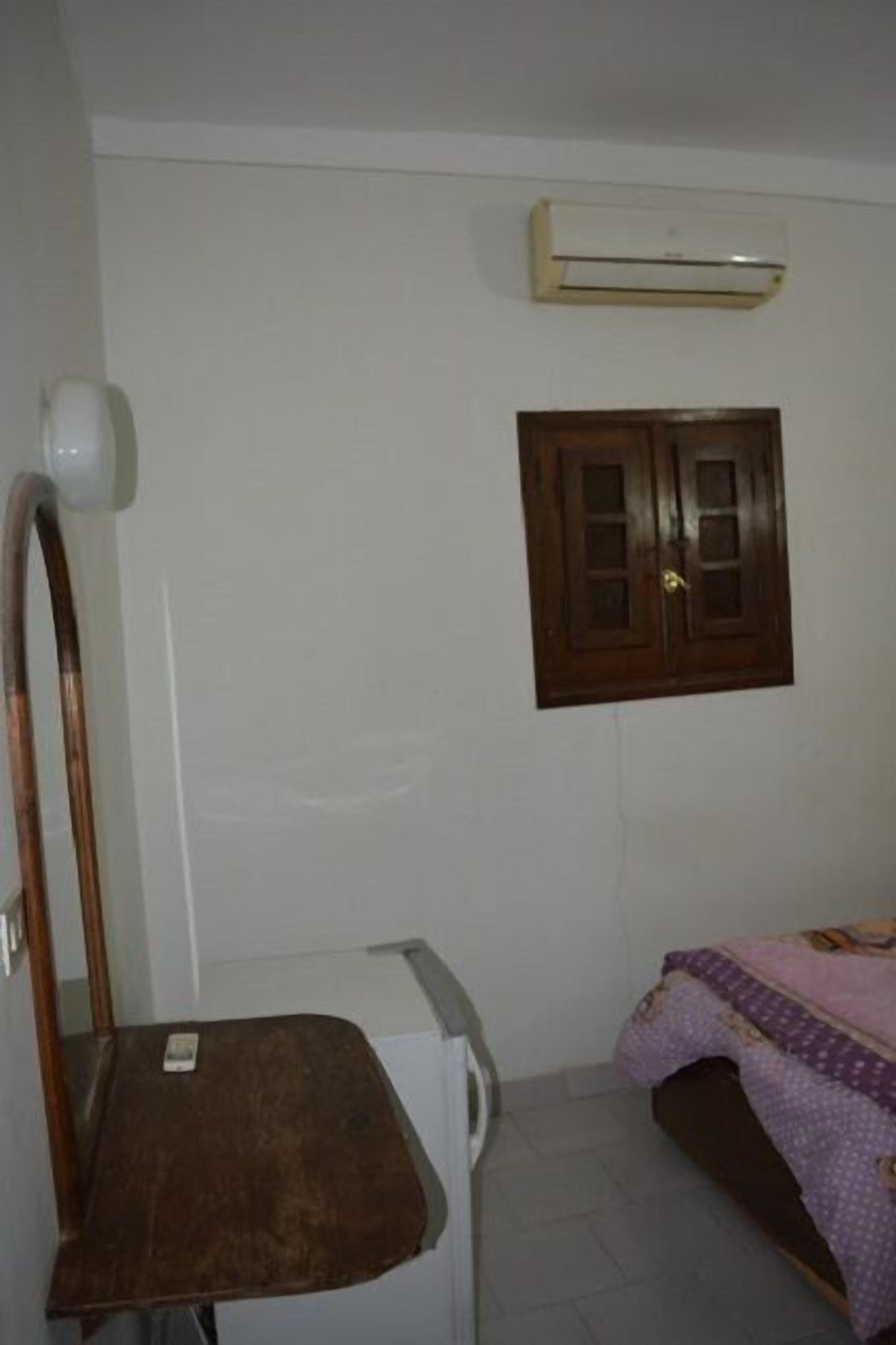 ห้องดับเบิล, ห้องน้ำรวม | ตู้นิรภัยในห้องพัก, Wi-Fi ฟรี, ผ้าปูที่นอน