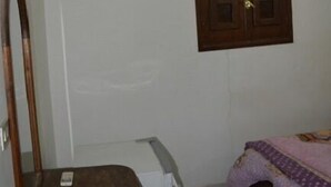 Kamar Double, kamar mandi umum