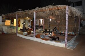 BBQ/picnic area - Oasis Fighting Kangaroo (Dahab)