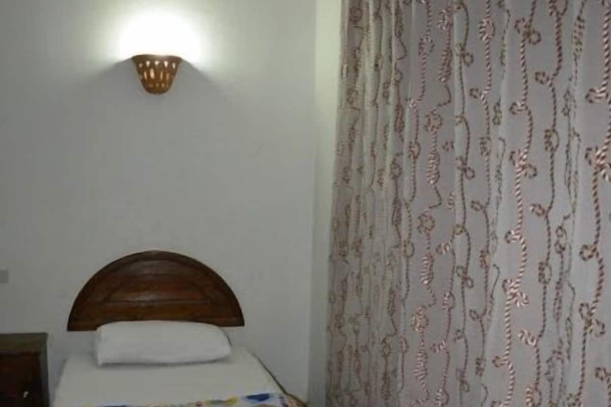 Caja fuerte, wifi gratis, ropa de cama