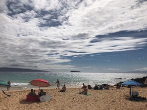 Sun-loungers, beach towels