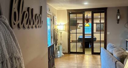 Haus am Fluss, Bootsanleger, WLAN, Kabel, Haustiere willkommen, kinderfreundlich, probieren Sie uns aus