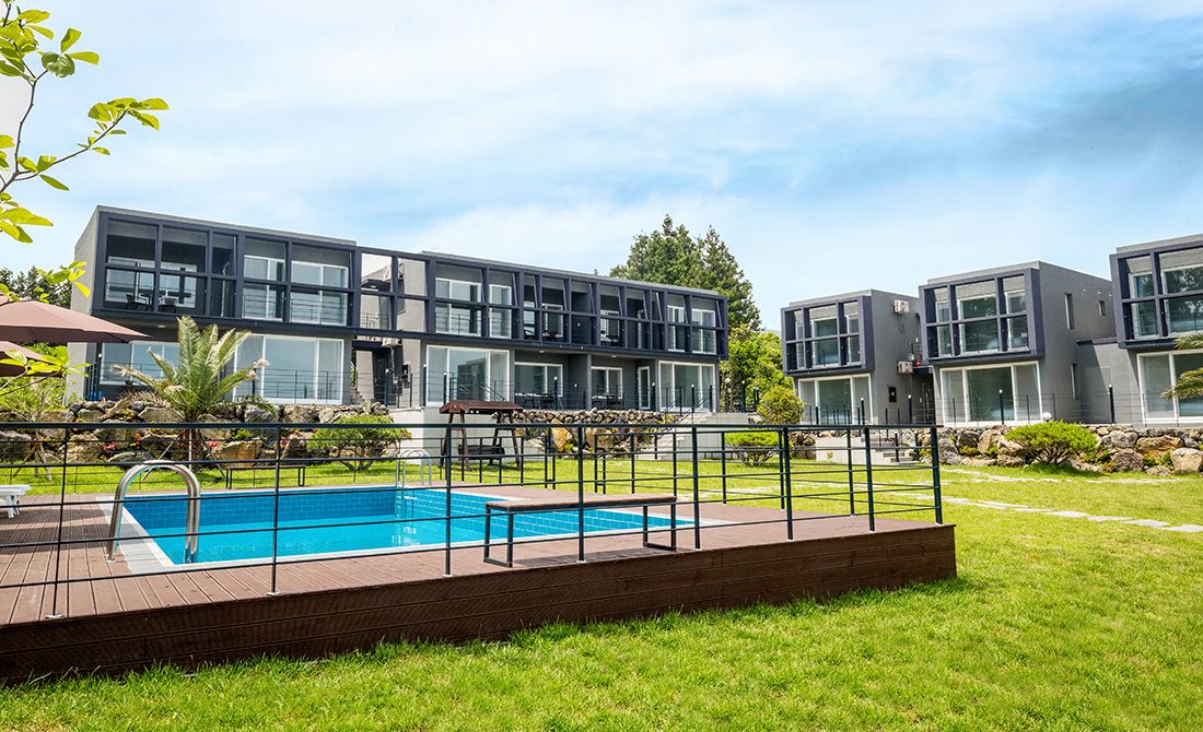 Seasonal outdoor pool