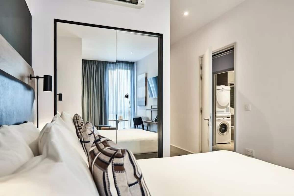 In-room safe, desk, laptop workspace, soundproofing