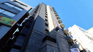 Front of property - Hotel Hertz (Seoul)