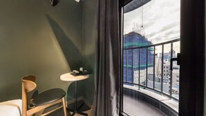 Superior Double Room, 1 Double Bed, Smoking | Blackout drapes, WiFi (free), individually decorated - Hotel Hertz (Seoul)