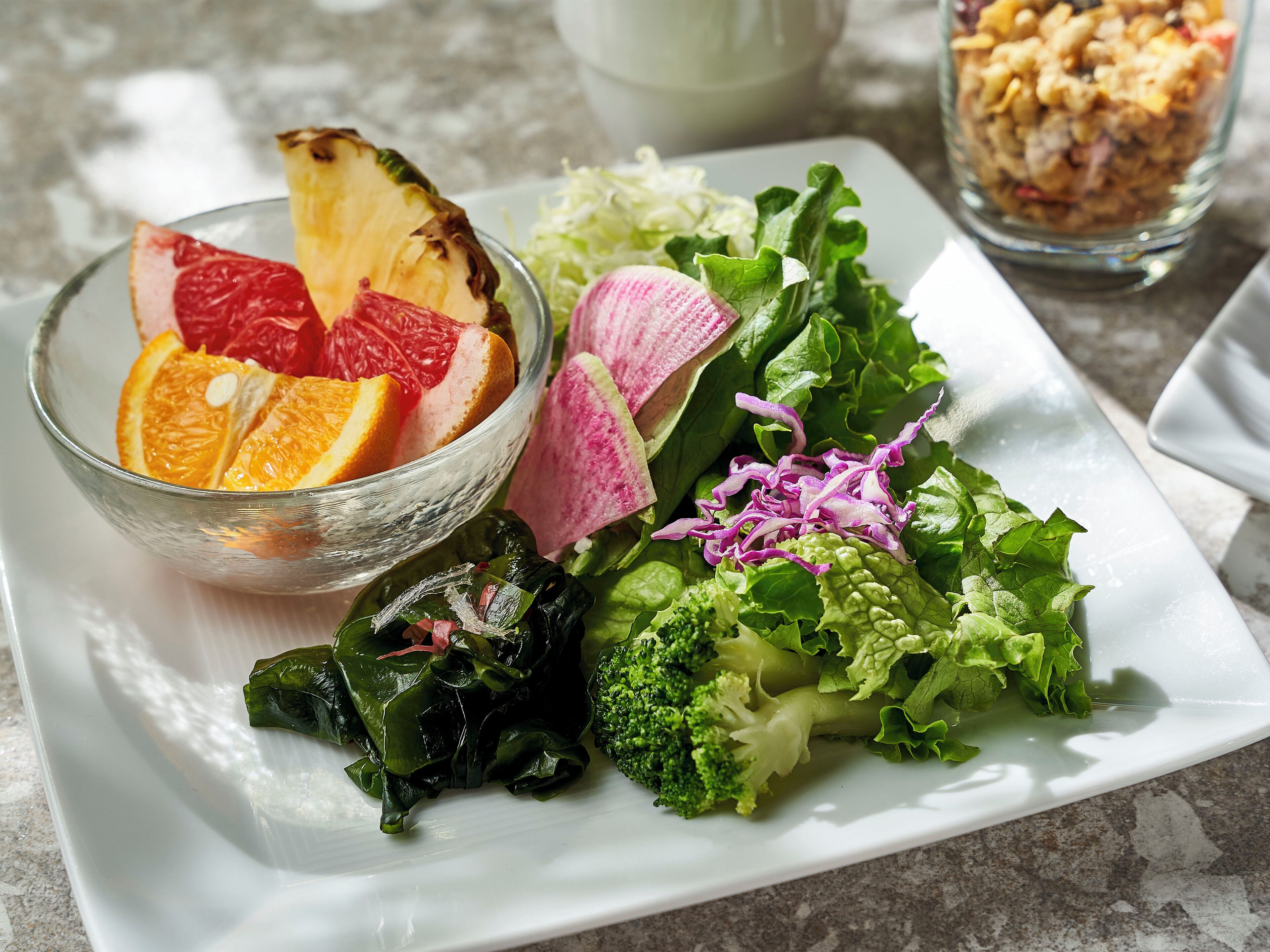 每日供应自助式早餐（每人 JPY 2200）