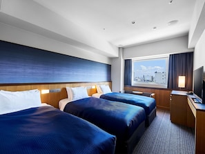 In-room safe, blackout drapes, iron/ironing board, free WiFi