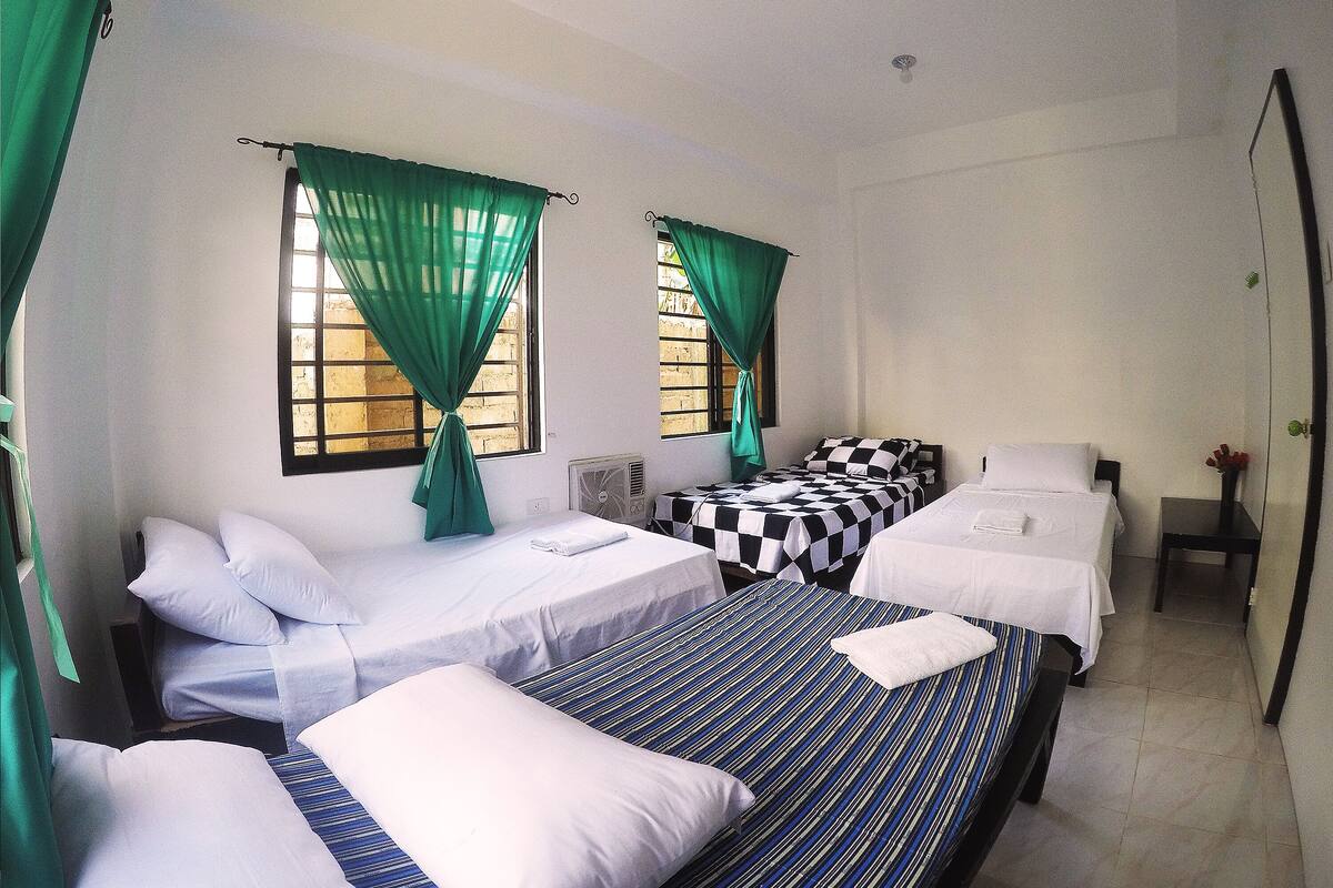 Basic Quadruple Room, Women only | Free WiFi, bed sheets