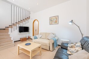 TV - Holiday Home "Can Marineta" in Portixol Harbour, Palma with Rooftop Terrace (Palma de Mallorca)