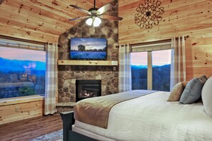 2 間睡房、熨斗/熨衫板、可攜式嬰兒床、上網