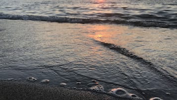 In StrandnĂ€he, LiegestĂŒhle