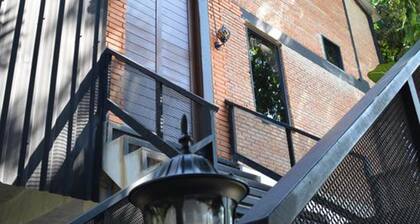 Dawnthaya Ayutthaya House