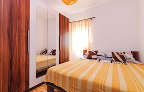 2 makuuhuonetta, ilmainen Wi-Fi, vuodevaatteet