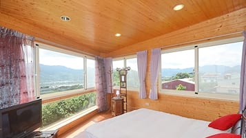 Panoramic-Doppelzimmer, 1 Doppelbett, Nichtraucher, Bergblick | Schreibtisch, Verdunkelungsvorhänge, kostenloses WLAN, Bettwäsche