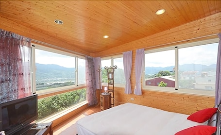 Panoramic Double Room, 1 Double Bed, Non Smoking, Mountain View | Desk, blackout drapes, free WiFi, bed sheets