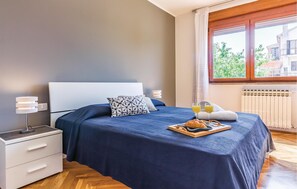 2 bedrooms, in-room safe, travel cot, free WiFi - Nice apartment in Galizana (Galizana)